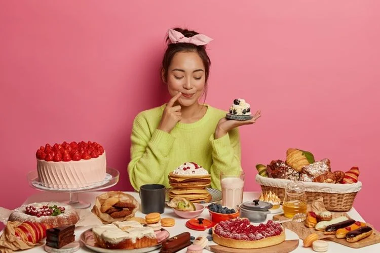 4 Jenis Makanan yang Harus Dihindari Penderita Saraf Kejepit