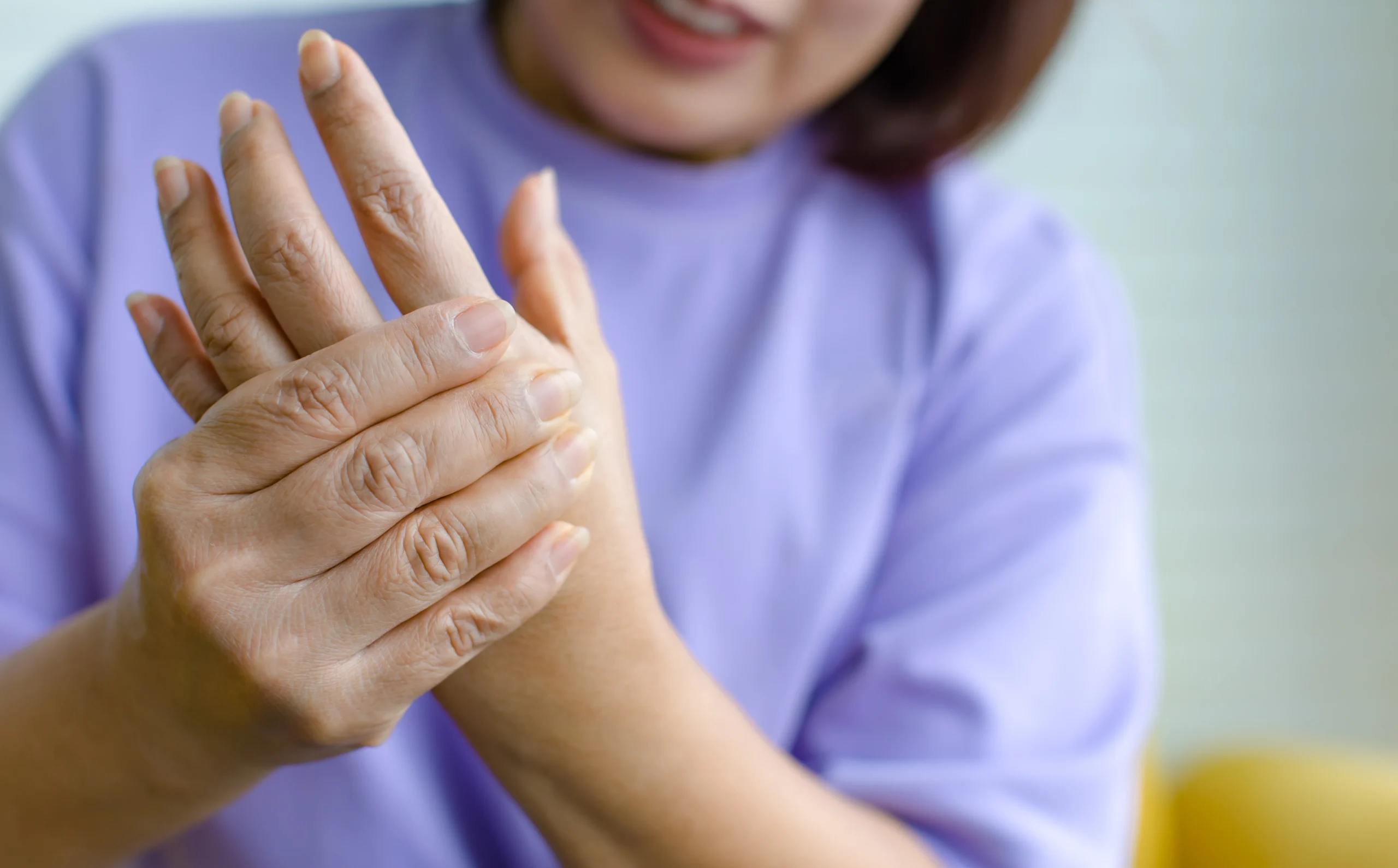 Awas, Nyeri Hebat di Persendian Termasuk Gejala Asam Urat! - Lamina Pain and Spine Center