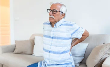 Saraf Kejepit Bisa Sebabkan Nyeri Pinggang Kronis - Lamina Pain and Spine Center