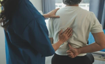 patah tulang belakang - Lamina Pain and Spine Center