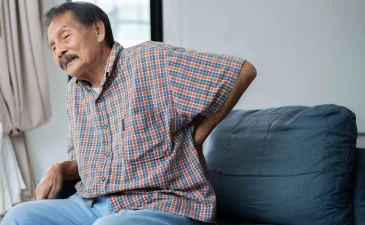 sakit pinggang belakang